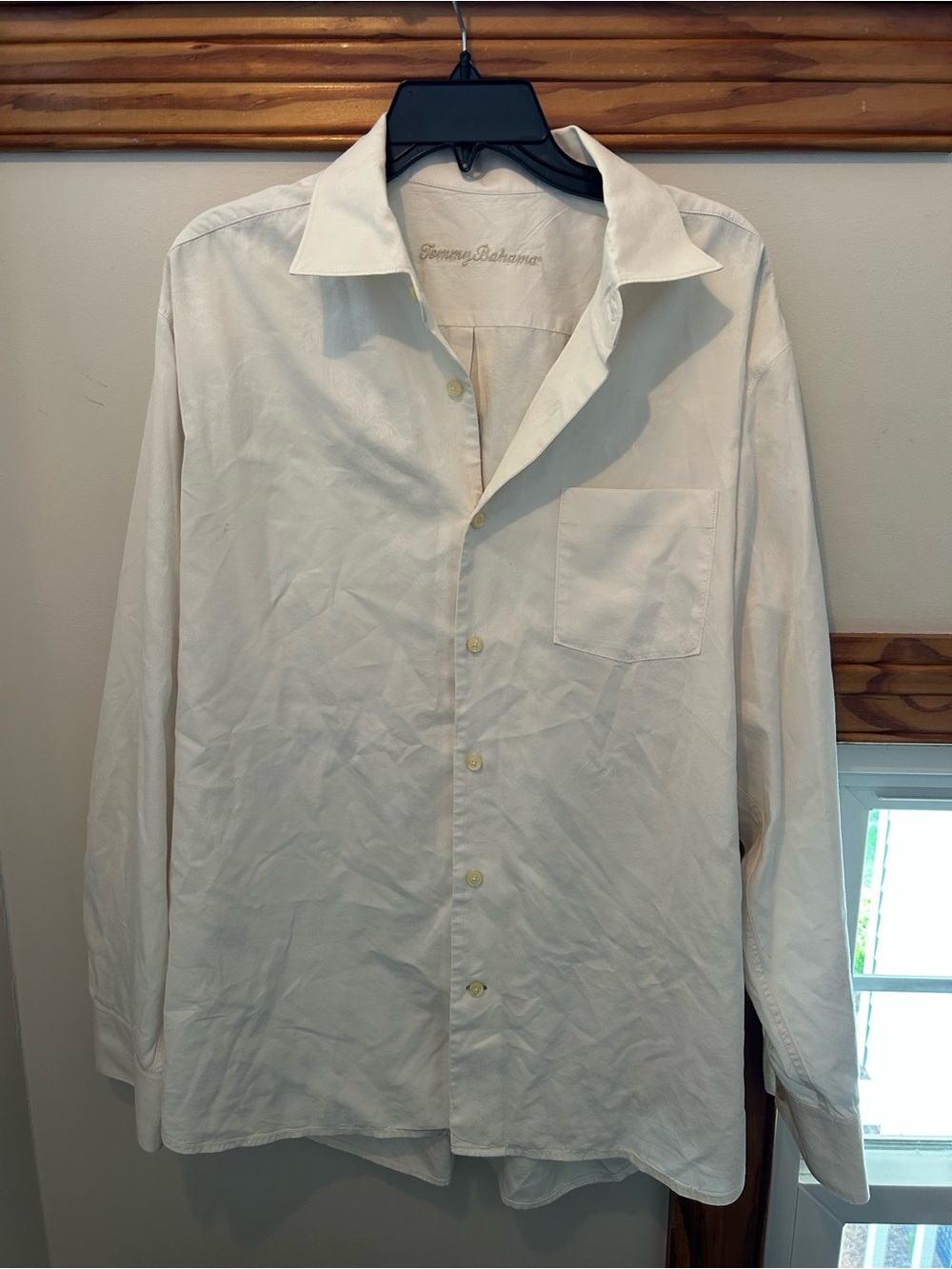 Tommy Bahama Men's Cream cotton and Silk Embossed Button-Up Shirt